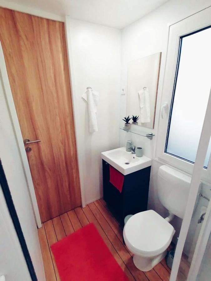 Mobile Home More Porton Nature Hideouts Ровин Екстериор снимка